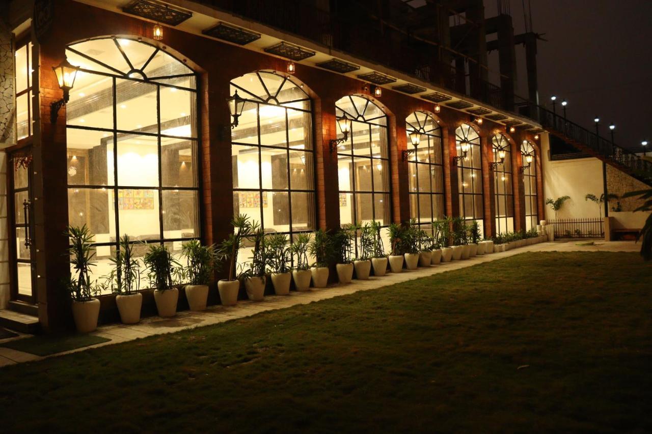 The Stoneberry Resort Madhupur Екстер'єр фото