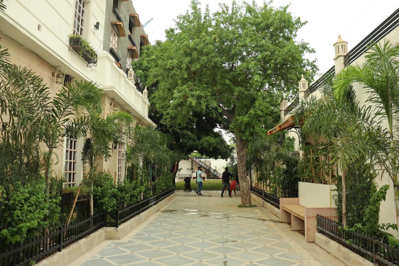 The Stoneberry Resort Madhupur Екстер'єр фото